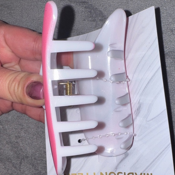 Madison Tyler- NWT Cowboy Hat Pink and White hair Clip - Picture 5 of 5